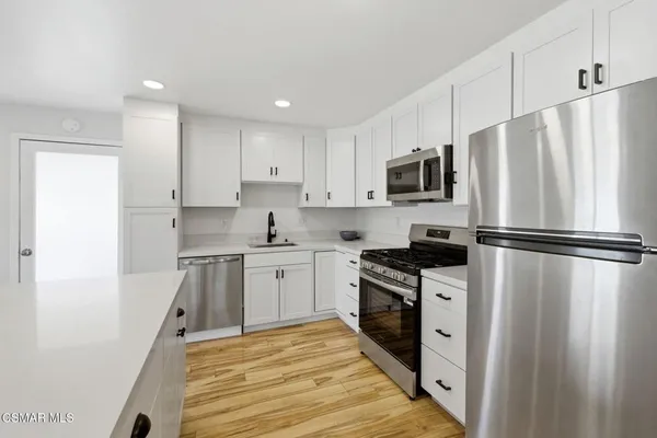 $390,000 | 15750 Arroyo Drive, Unit 62, Moorpark, CA 93021