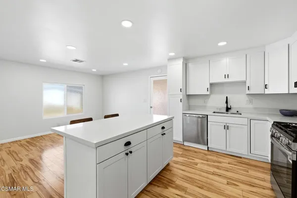 $390,000 | 15750 Arroyo Drive, Unit 62, Moorpark, CA 93021