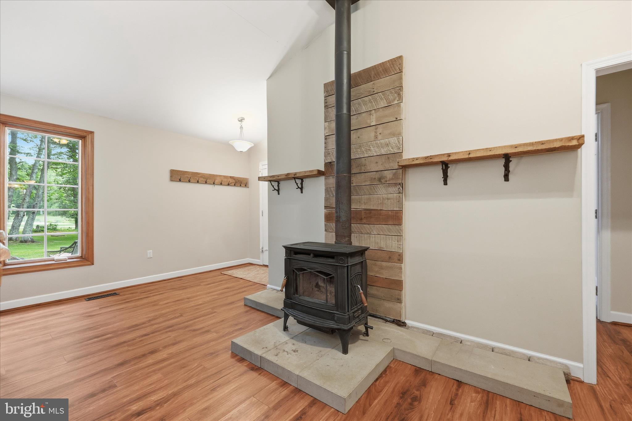 12870 Hayes Road Myersville, MD 21773 - Photo 18 of 50 12870 HAYES RD