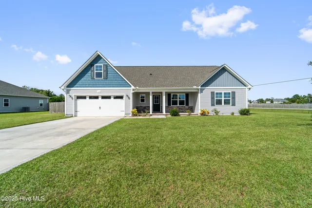 $369,900 | 600 Osprey Landing Drive, Holly Ridge, NC 28445