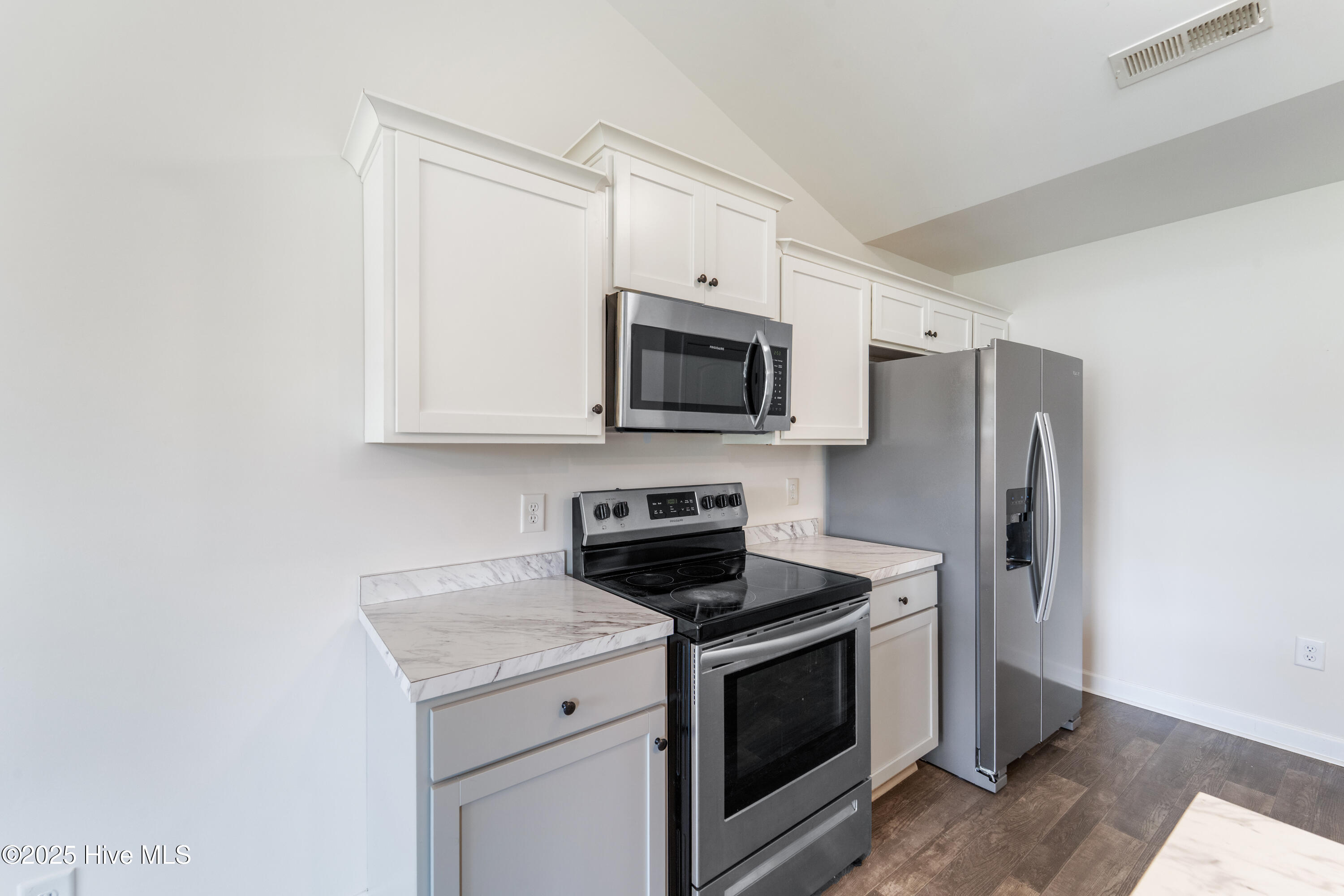 600 Osprey Landing Drive Holly Ridge, NC 28445 - Photo 11 of 28 DSC08097