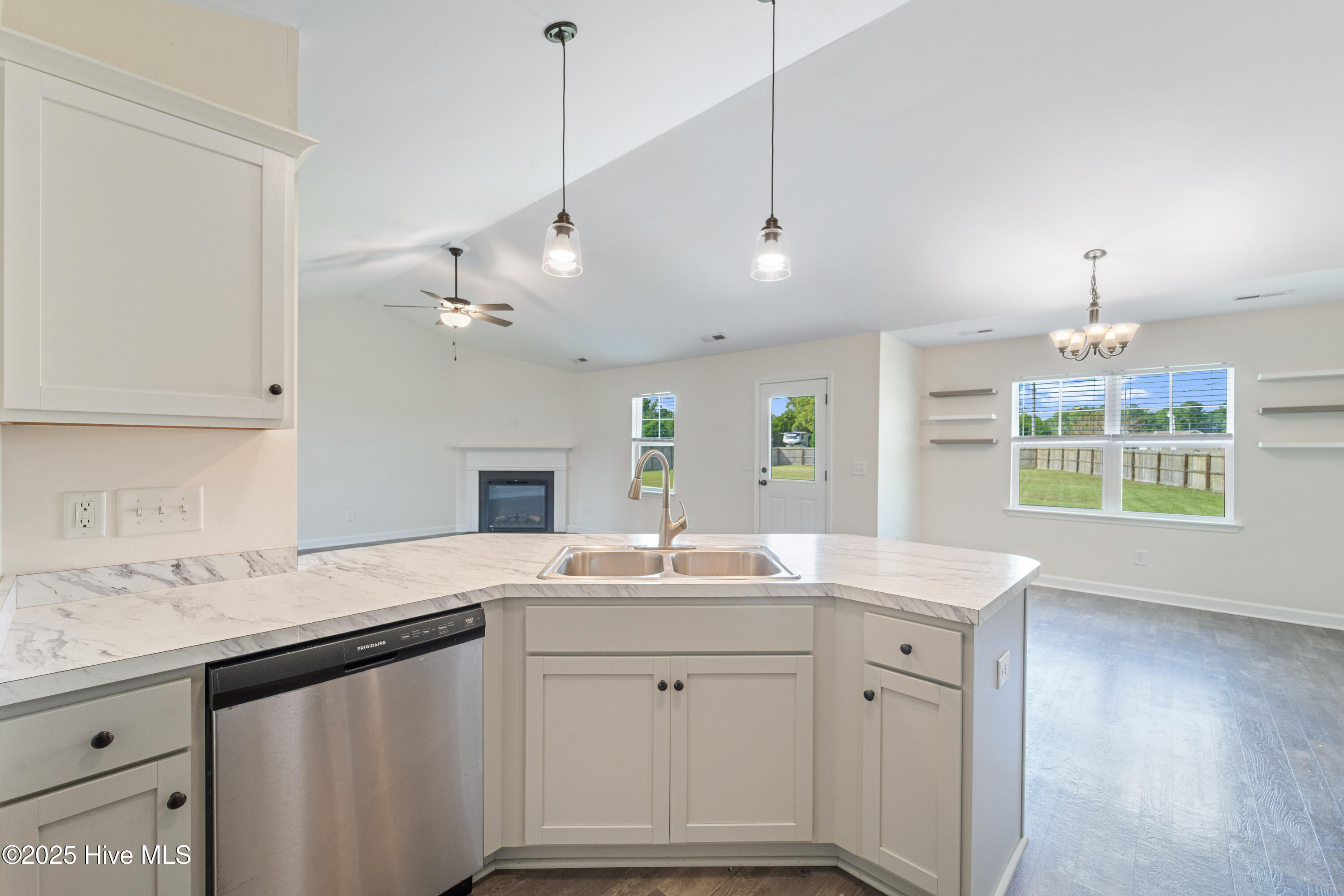 600 Osprey Landing Drive Holly Ridge, NC 28445 - Photo 15 of 28 DSC08126