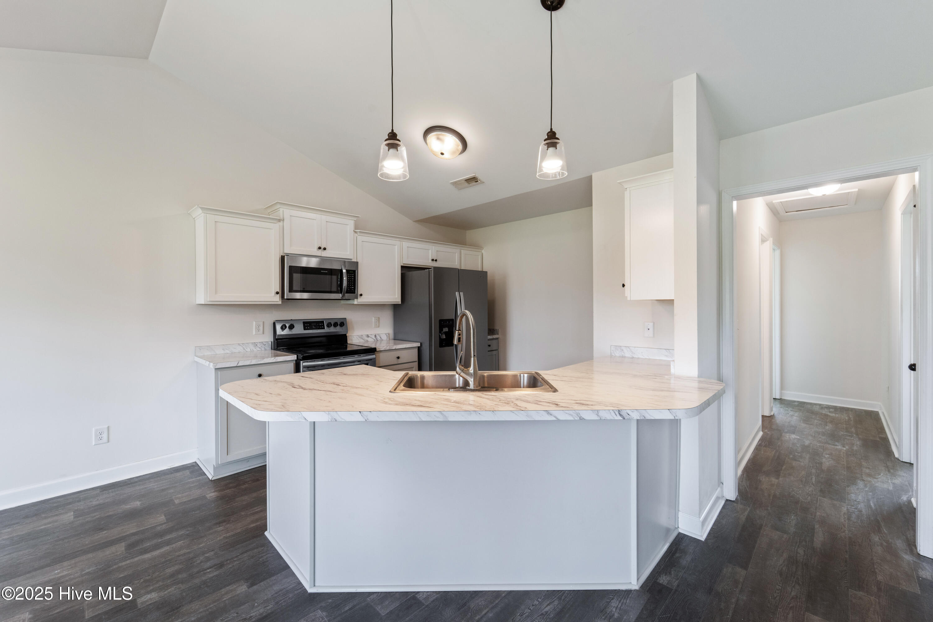 600 Osprey Landing Drive Holly Ridge, NC 28445 - Photo 10 of 28 DSC08092