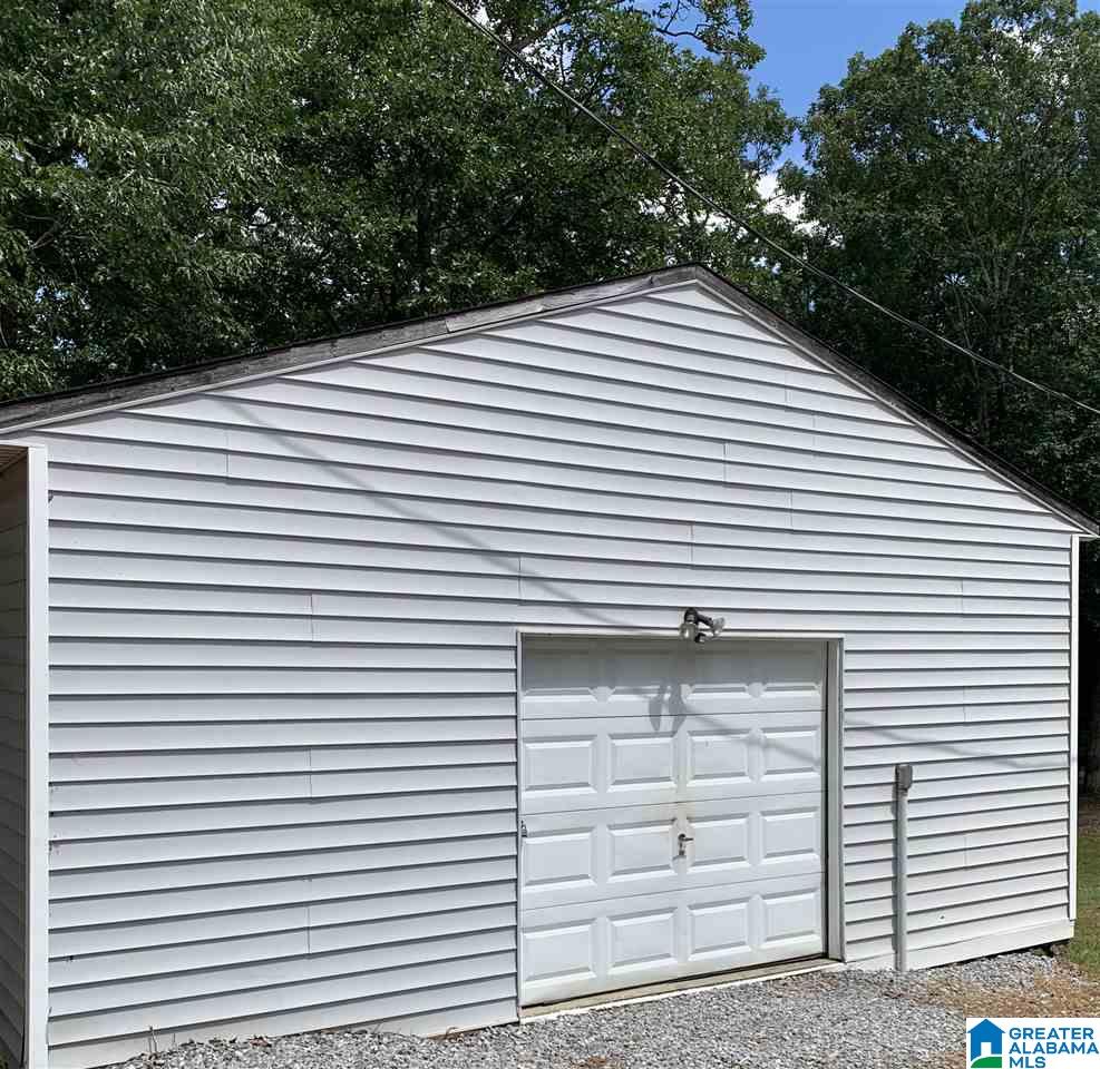 150 County Road 925 Jemison, AL 35085 - Photo 4 of 6