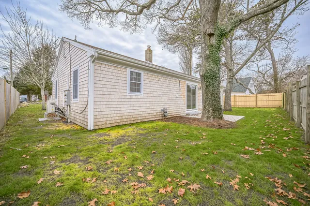 $729,900 | 14 Marston Avenue, Hyannis, MA 02601