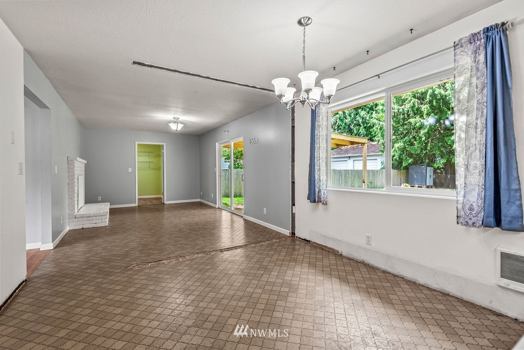 3233 Virginia Way Longview, WA 98632 - Photo 13 of 32 Gallery Image 13