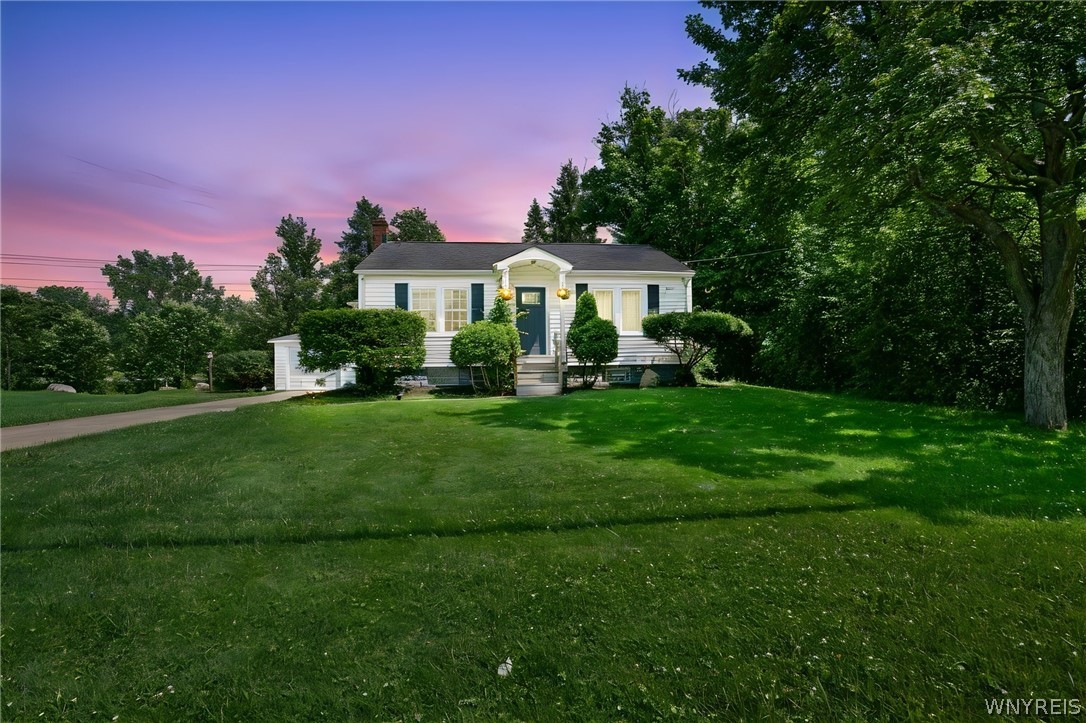 5201 Scranton Road Hamburg, NY 14075 - Photo 1 of 35
