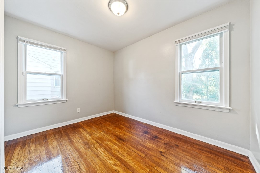4800 Farnhurst Road Cleveland, OH 44124 - Photo 19 of 45