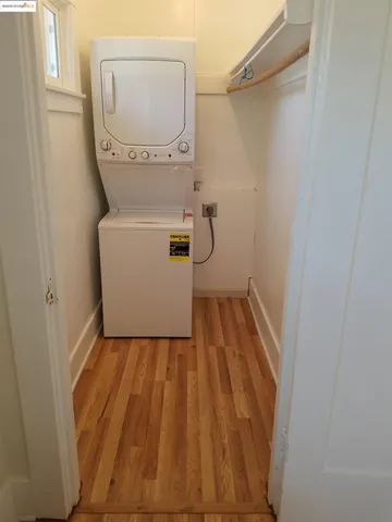 $1,500 | Clinton, Oakland, CA 94606