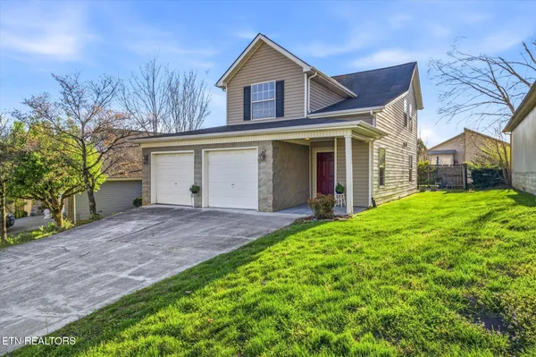 $350,000 | 7417 Burnheim Way, Knoxville, TN 37920