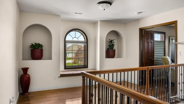 $850,000 | 1607 Chestnut Grove Court, Champaign, IL 61822