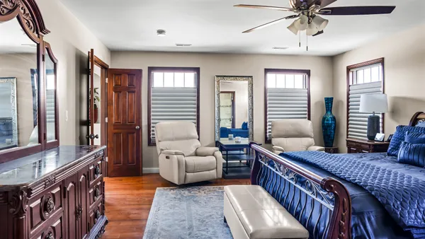 $850,000 | 1607 Chestnut Grove Court, Champaign, IL 61822