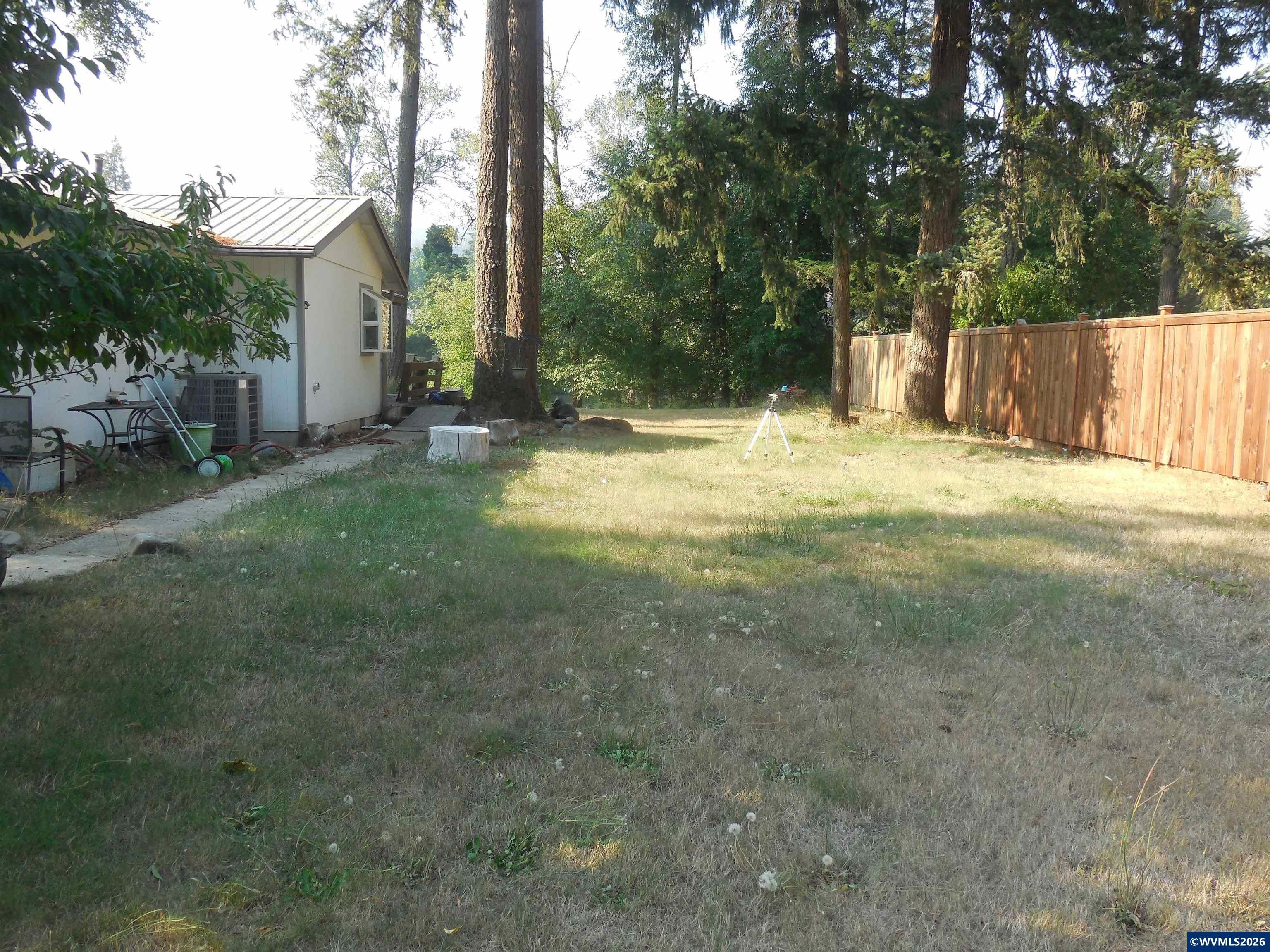 341 Locust Street Lyons, OR 97358 - Photo 21 of 22 Gallery Image 21