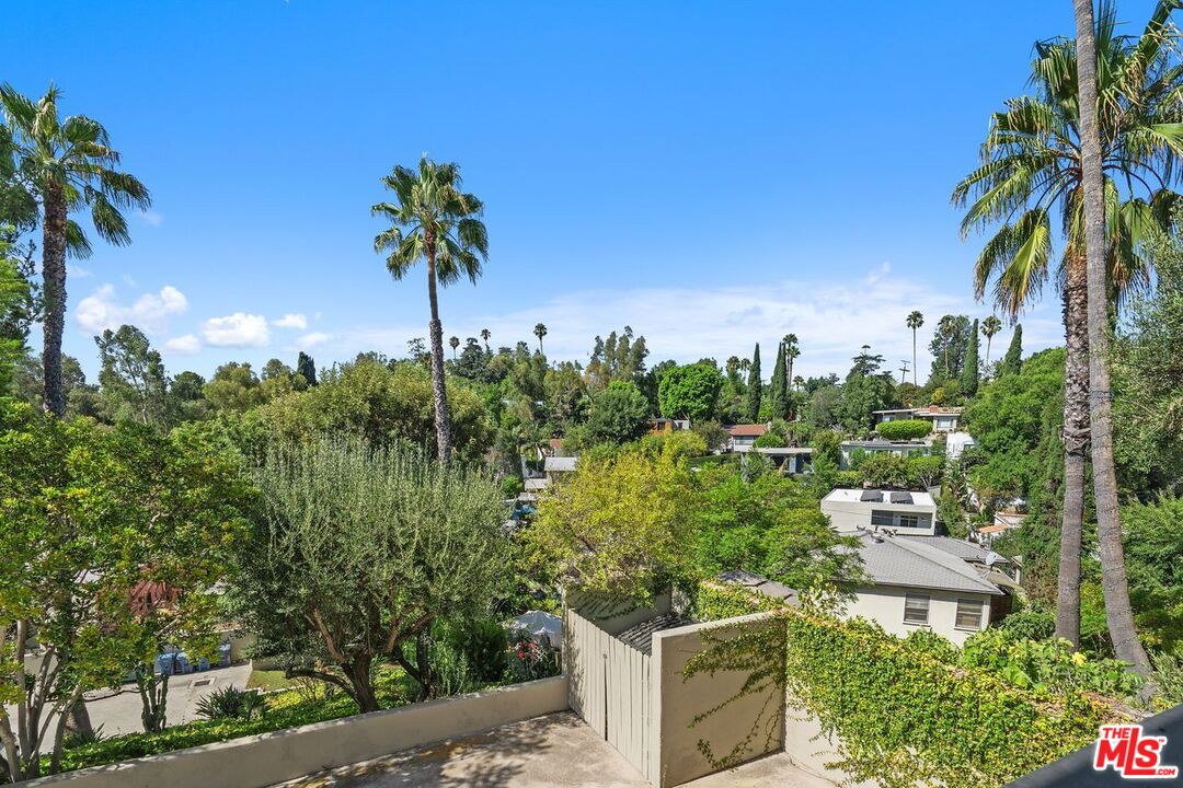3023 Berkeley Avenue, Unit 8 Los Angeles, CA 90026 - Photo 33 of 38