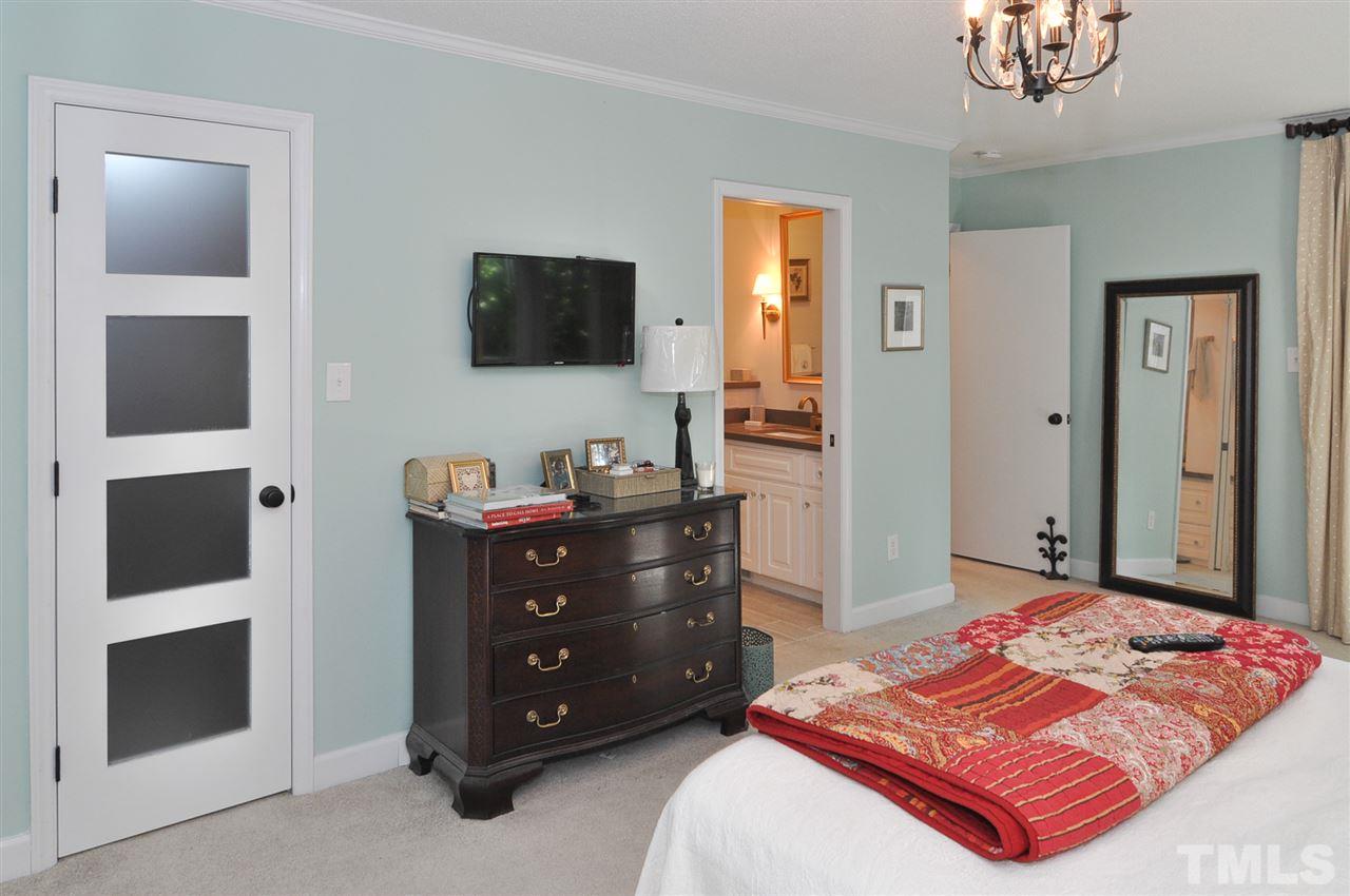 2912 Rue Sans Famille Raleigh, NC 27607 - Photo 15 of 20