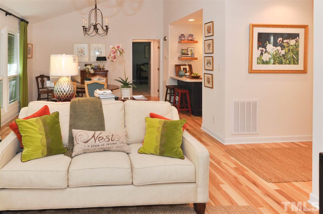 2912 Rue Sans Famille Raleigh, NC 27607 - Photo 3 of 20
