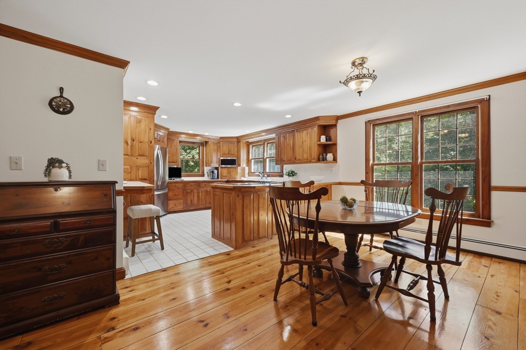 148 Main Street Townsend, MA 01469 - Photo 9 of 42