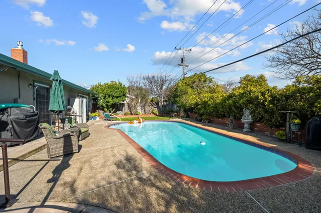 $1,329,000 | 8847 Davona Drive, Dublin, CA 94568