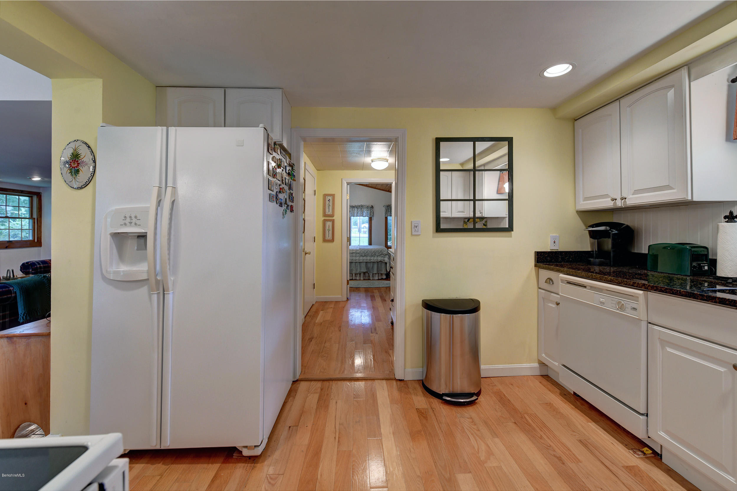 913 Holmes Road Pittsfield, MA 01201 - Photo 14 of 27 913 HOLMES 14-Kitchen