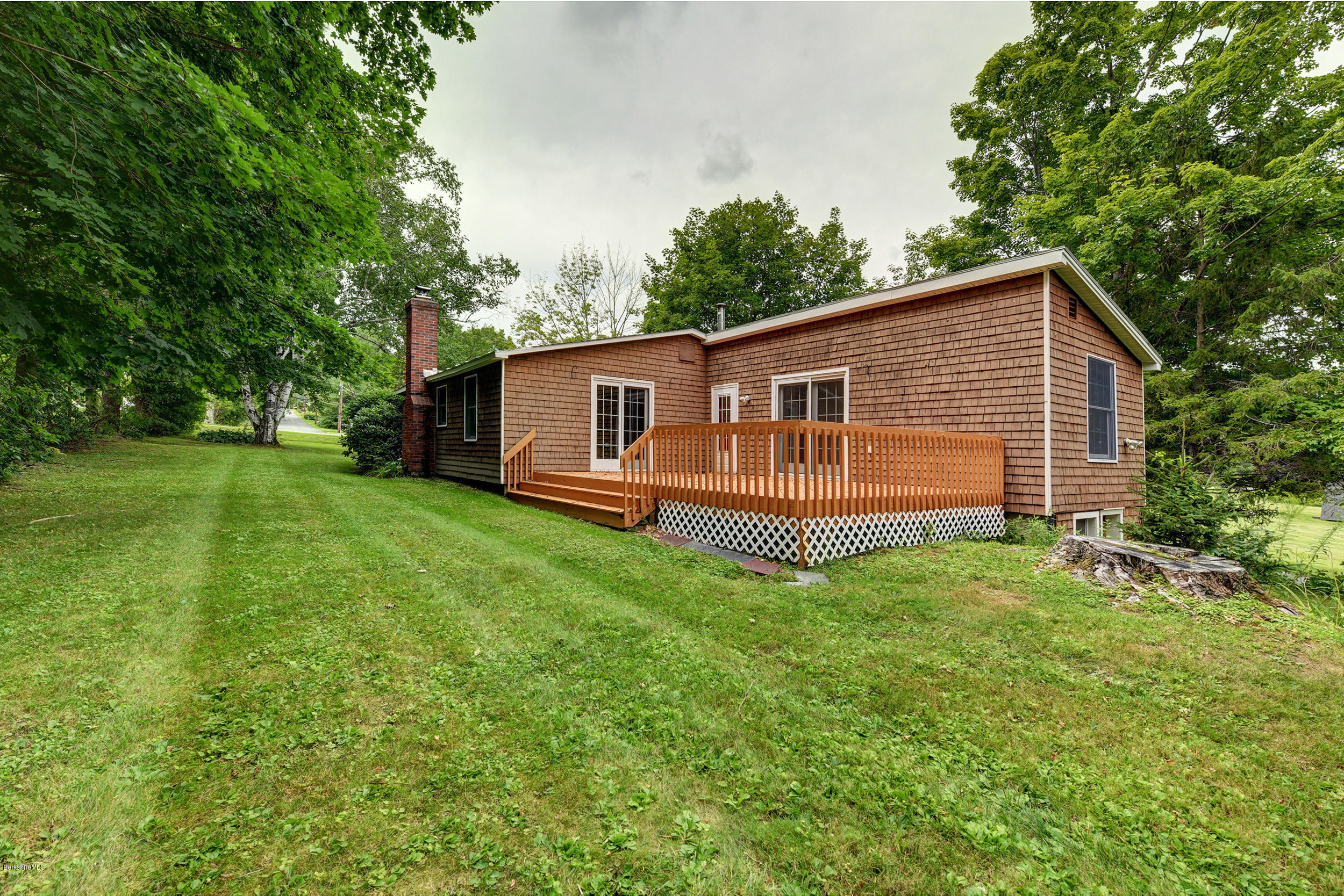 913 Holmes Road Pittsfield, MA 01201 - Photo 24 of 27 913 HOLMES 23-Back of Home