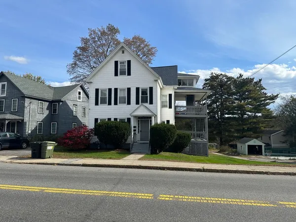 $1,700 | 32 Main Street, Unit 1, Spencer, MA 01562
