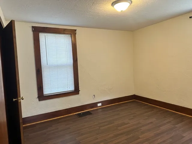 $1,700 | 32 Main Street, Unit 1, Spencer, MA 01562