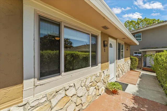 $715,000 | 1420 Ruby Court, Unit 1, Capitola, CA 95010
