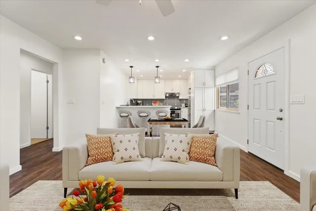 $715,000 | 1420 Ruby Court, Unit 1, Capitola, CA 95010