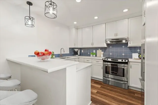 $715,000 | 1420 Ruby Court, Unit 1, Capitola, CA 95010