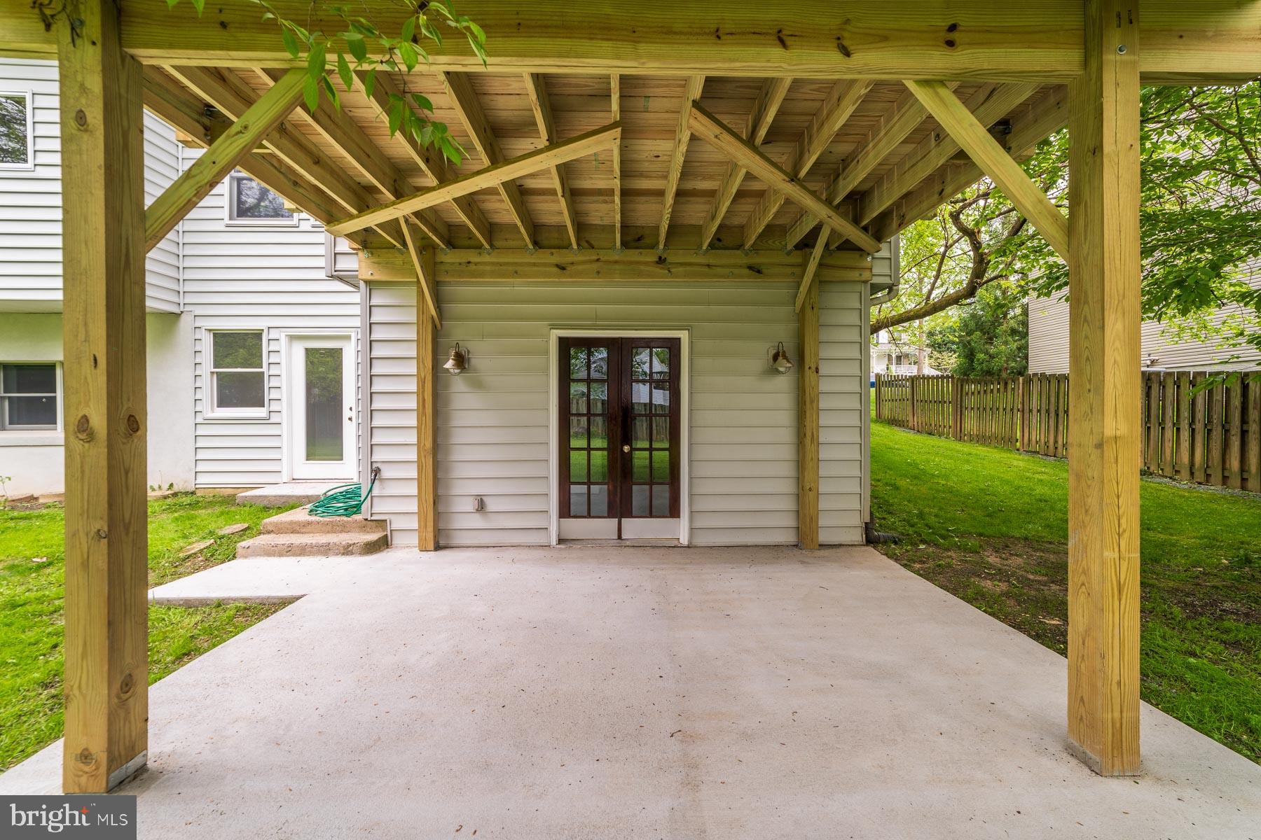 702 Ninovan Road Southeast Vienna, VA 22180 - Photo 111 of 115 Gallery Image 111