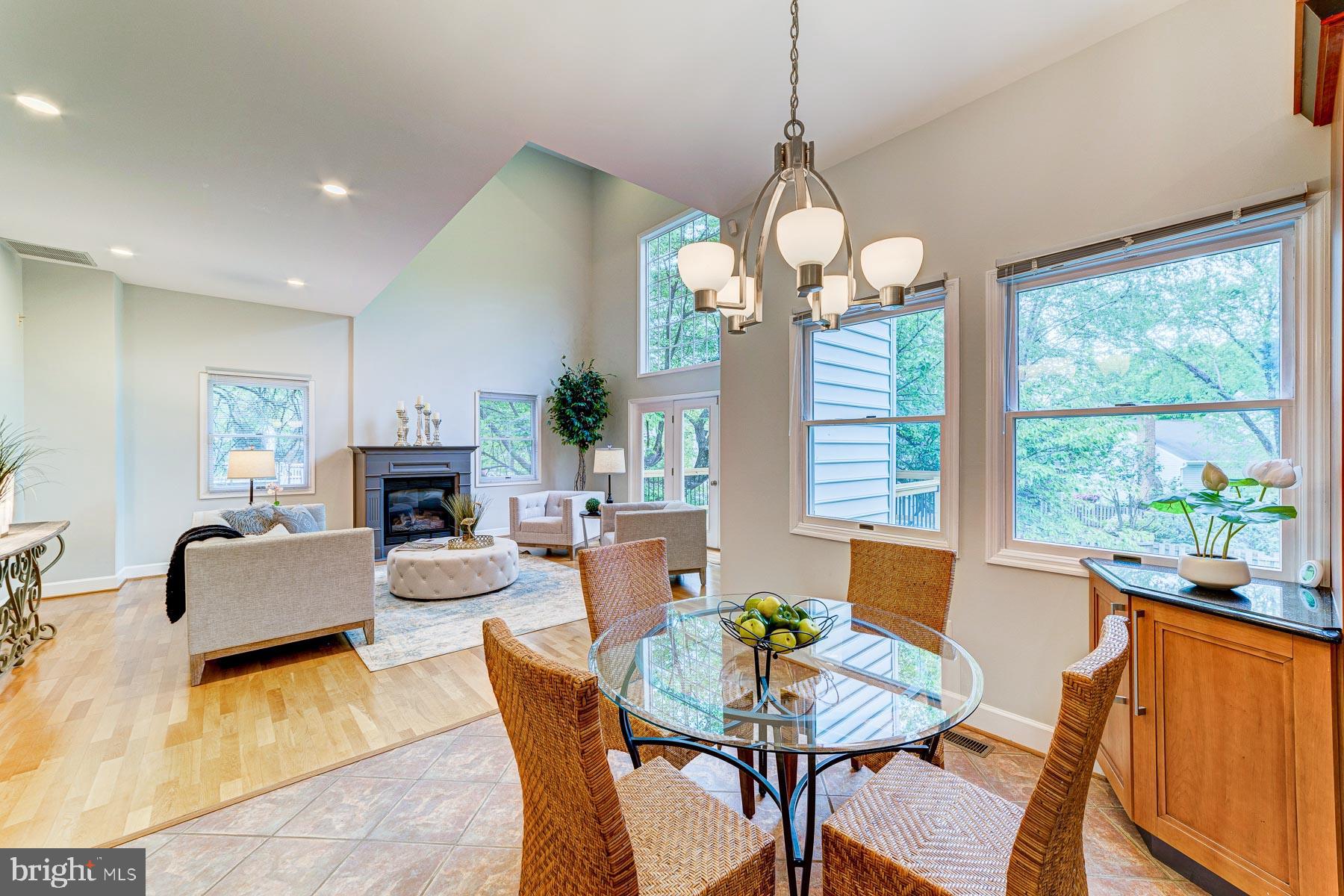 702 Ninovan Road Southeast Vienna, VA 22180 - Photo 34 of 115 Gallery Image 34