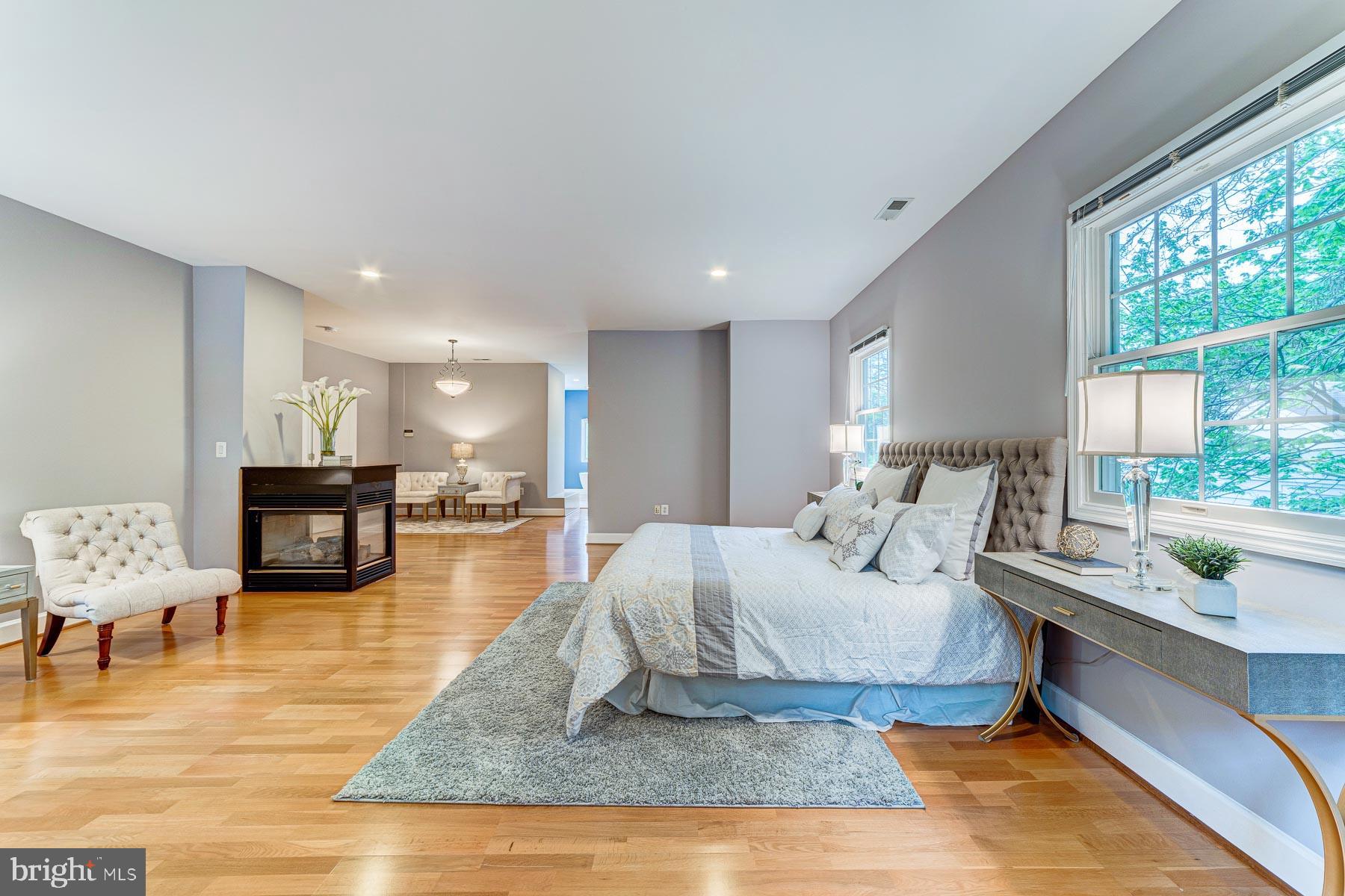 702 Ninovan Road Southeast Vienna, VA 22180 - Photo 67 of 115 Gallery Image 67