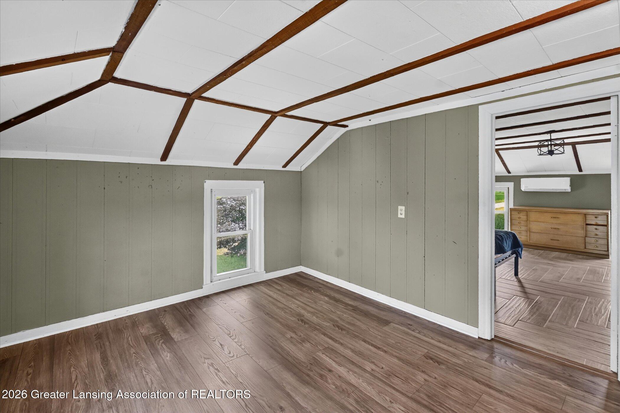 6292 East Gratiot Road Elsie, MI 48831 - Photo 27 of 46 29-6292-E-Gratiot-Rd-Bannister-WindowSti
