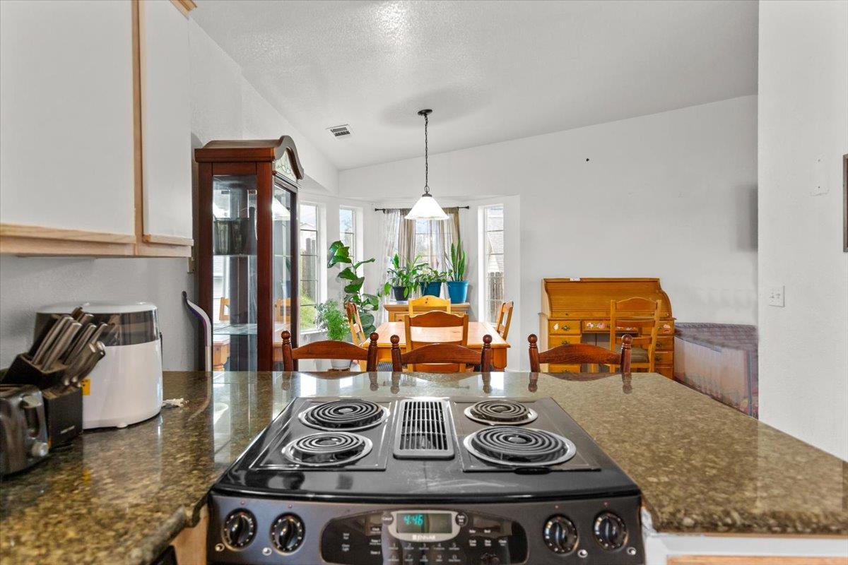 4040 Flint Trail Copperopolis, CA 95228 - Photo 14 of 36