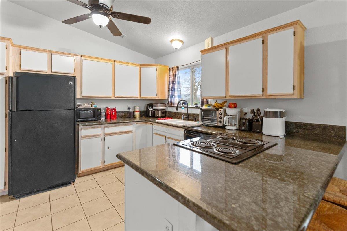 4040 Flint Trail Copperopolis, CA 95228 - Photo 16 of 36