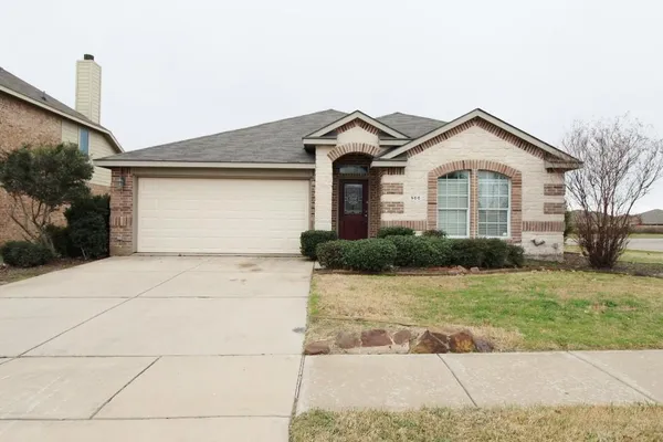 $2,095 | 900 Oarlock Drive, Crowley, TX 76036