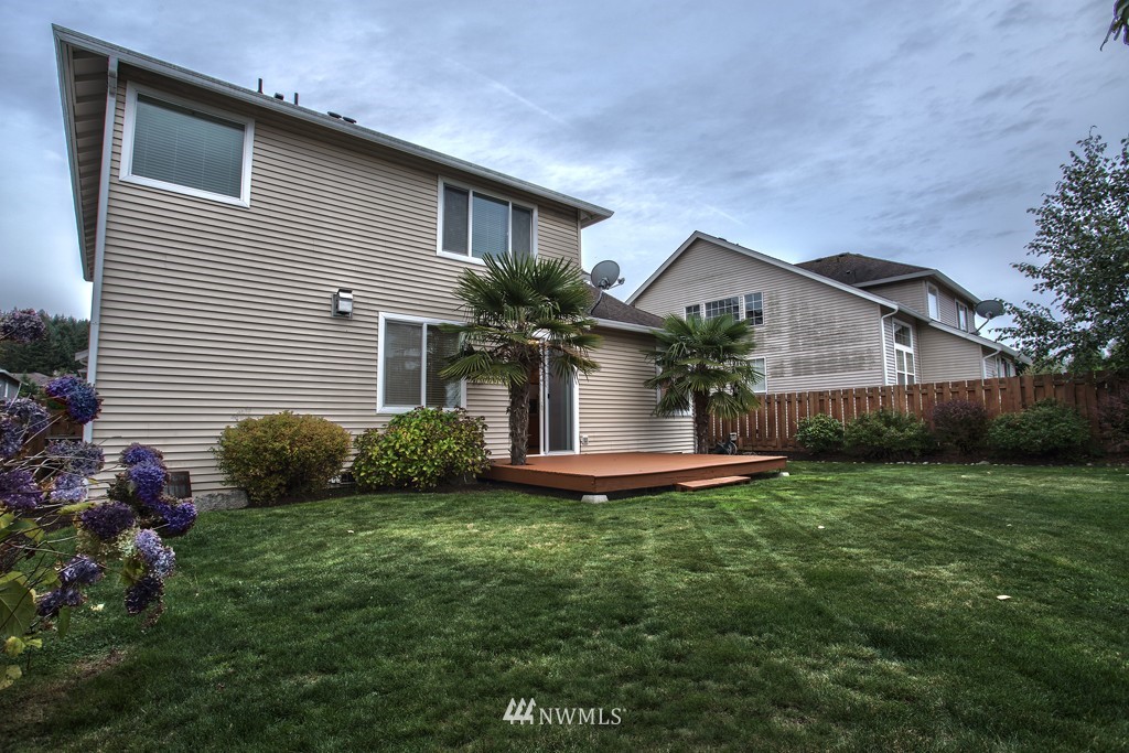 27531 Maple Ridge Way Southeast Maple Valley, WA 98038 - Photo 22 of 24