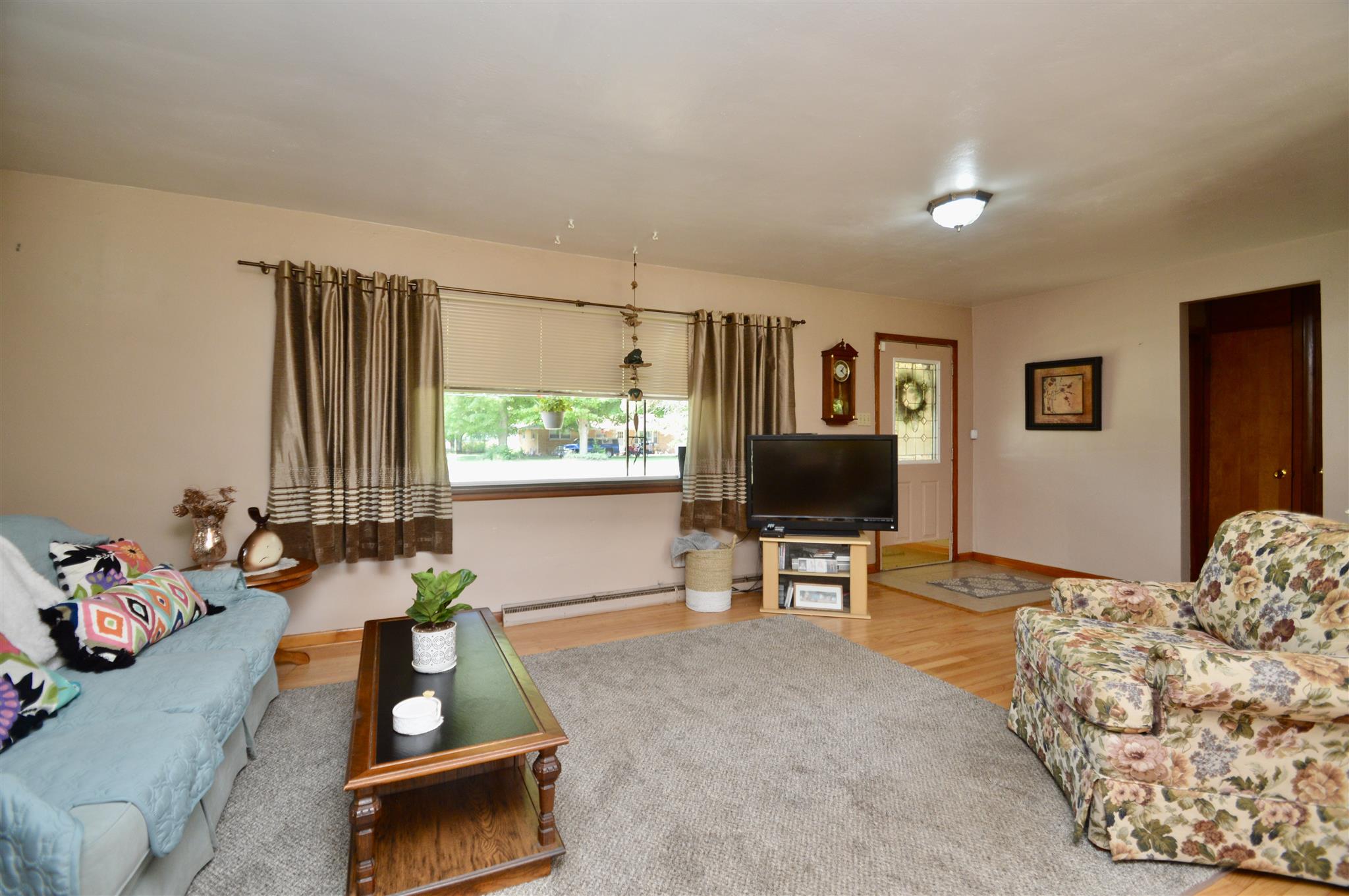 55466 Birch Road Osceola, IN 46561 - Photo 7 of 36 Gallery Image 7