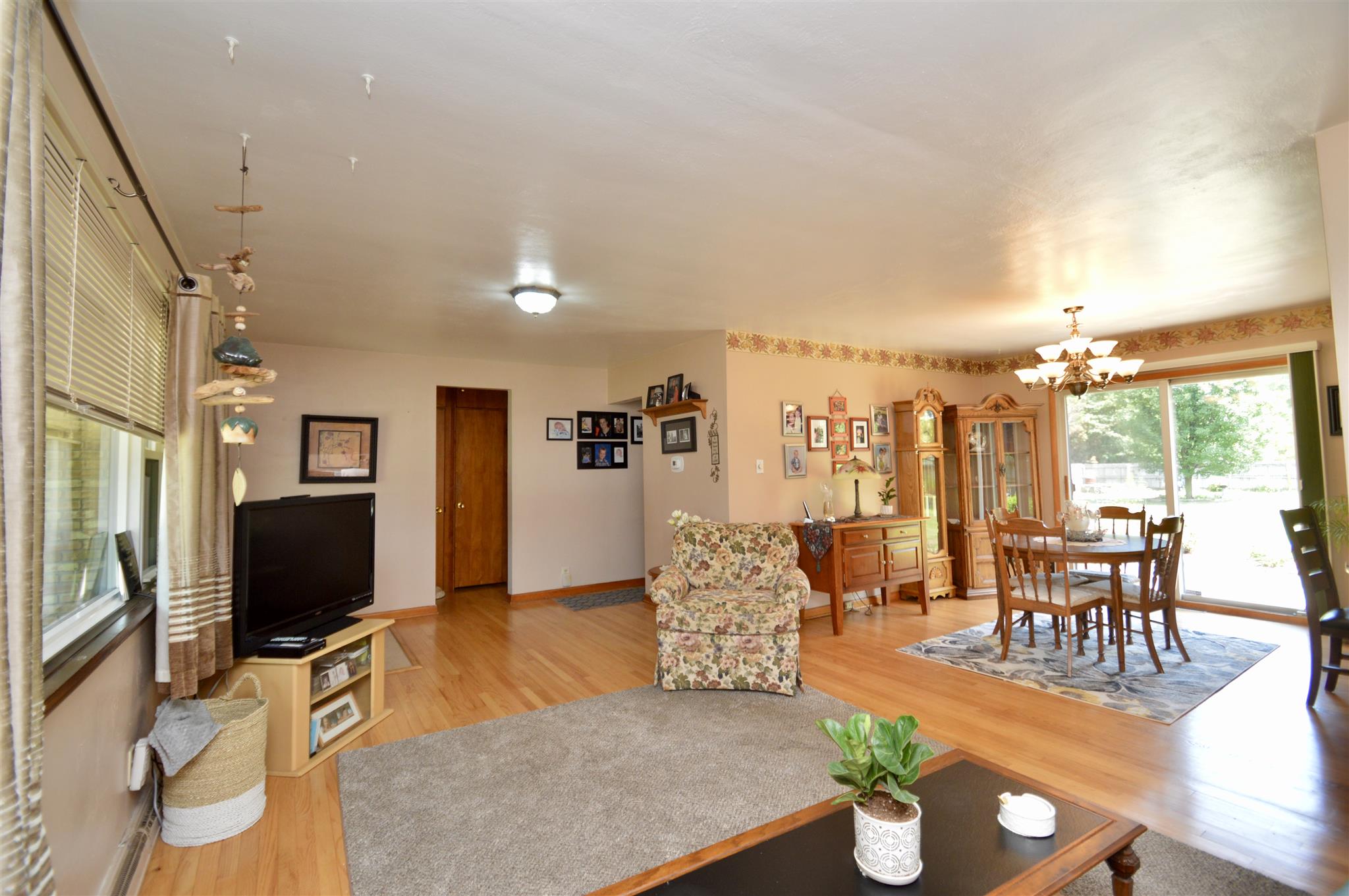 55466 Birch Road Osceola, IN 46561 - Photo 8 of 36 Gallery Image 8