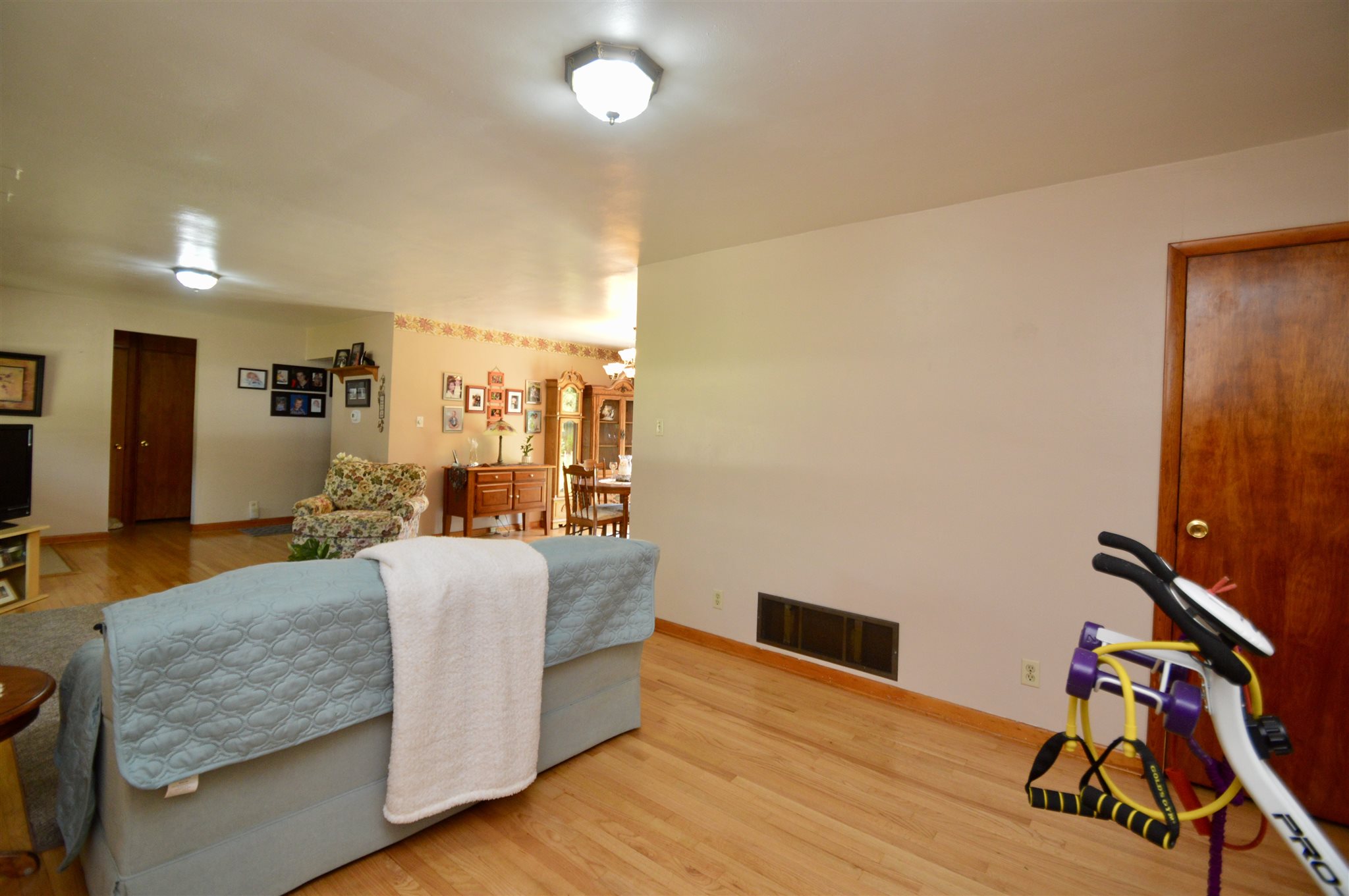 55466 Birch Road Osceola, IN 46561 - Photo 9 of 36 Gallery Image 9