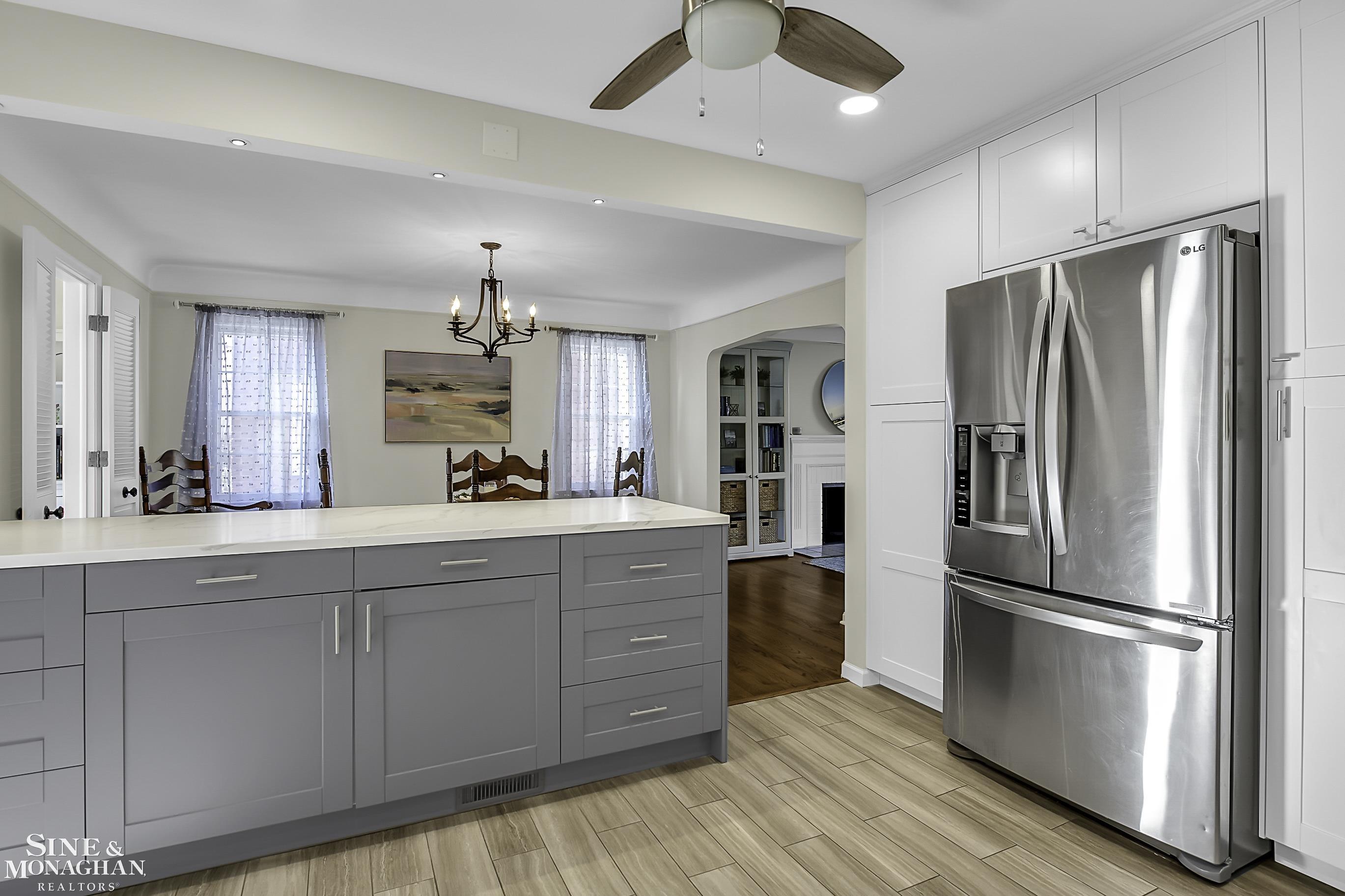 1709 Prestwick Road Grosse Pointe, MI 48236 - Photo 13 of 36 50095595-12.JPG