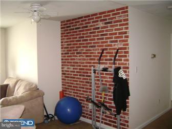 71 Wagon Wheel Road Quakertown, PA 18951 - Photo 4 of 12 Living Room