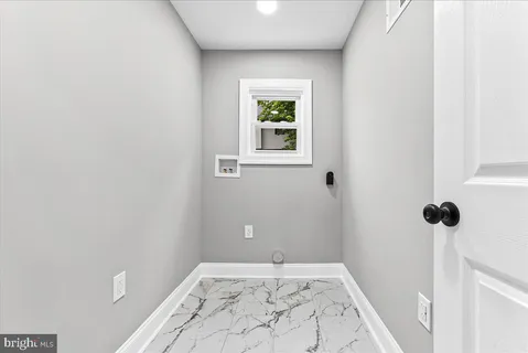 $380,000 | 912 Myra Avenue, Lansdowne, PA 19050