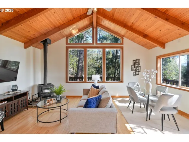 $460,000 | 311 Spaulding Avenue, Brownsville, OR 97327