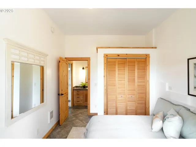 $460,000 | 311 Spaulding Avenue, Brownsville, OR 97327