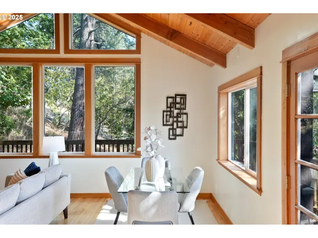 $460,000 | 311 Spaulding Avenue, Brownsville, OR 97327