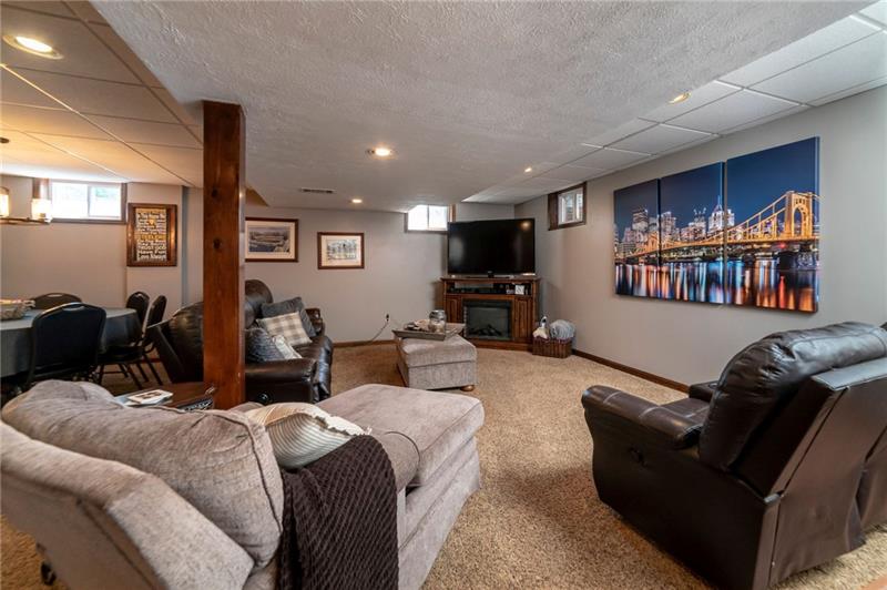 223 Ridgeview Drive Wexford, PA 15090 - Photo 18 of 25 Gallery Image 18