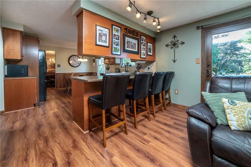 223 Ridgeview Drive Wexford, PA 15090 - Photo 5 of 25 Gallery Image 5