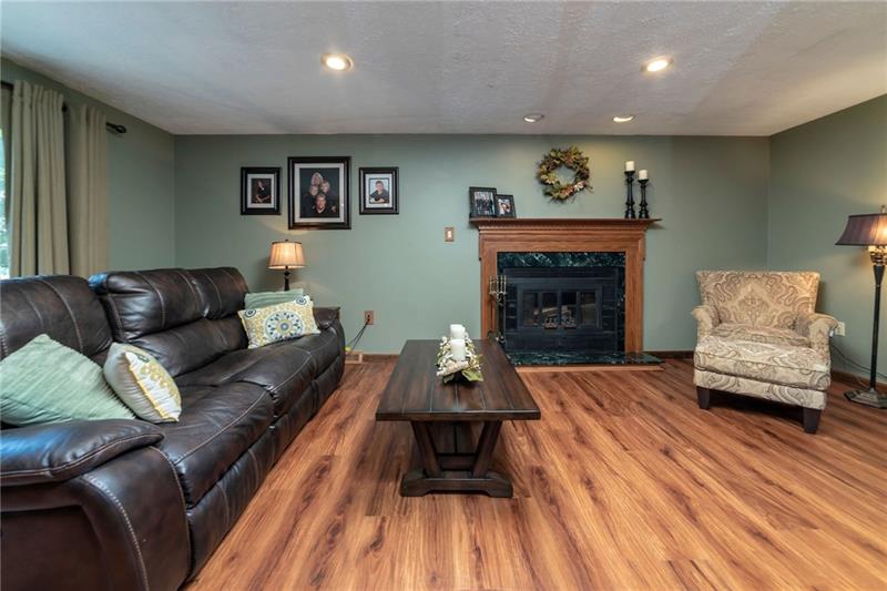 223 Ridgeview Drive Wexford, PA 15090 - Photo 6 of 25 Gallery Image 6
