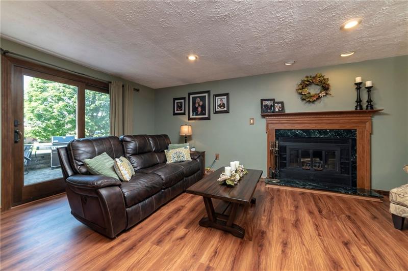 223 Ridgeview Drive Wexford, PA 15090 - Photo 7 of 25 Gallery Image 7